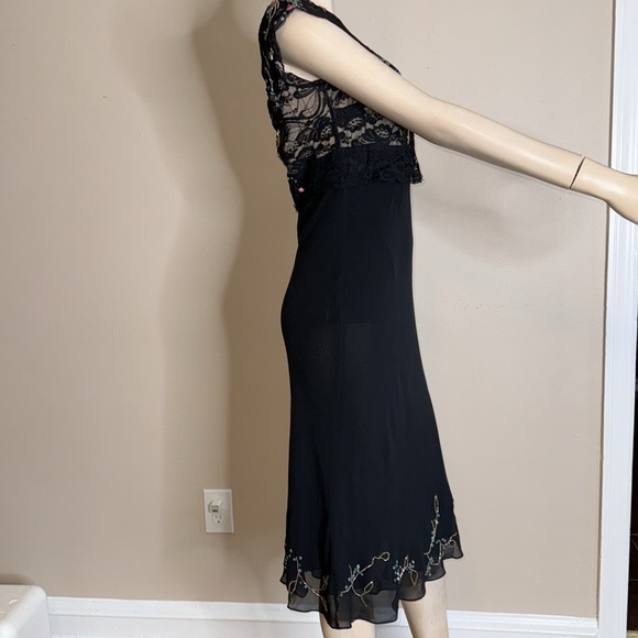 Morrell Maxie Silk Beaded Floral Lace Dress - Picture 6 of 17